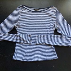 NAVY AND WHITE STRIPED BRANDY MELVILLE TOP